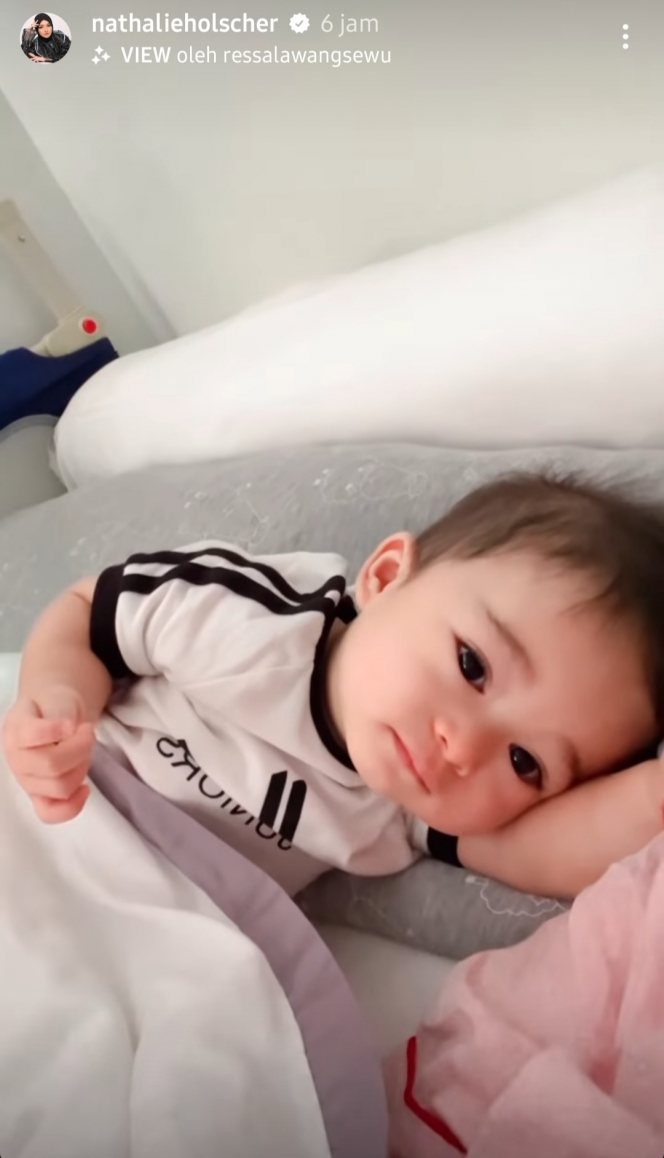 Usia Genap 8 Bulan, Potret Baby Adzam Anak Nathalie Holscher Pakai Kostum Hewan Ini Gemesin Banget