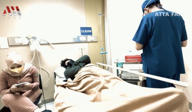 Atta Halilintar Sakit DBD, Ini 10 Potret Aurel Hermansyah Dampingi Sang Suami di Rumah Sakit