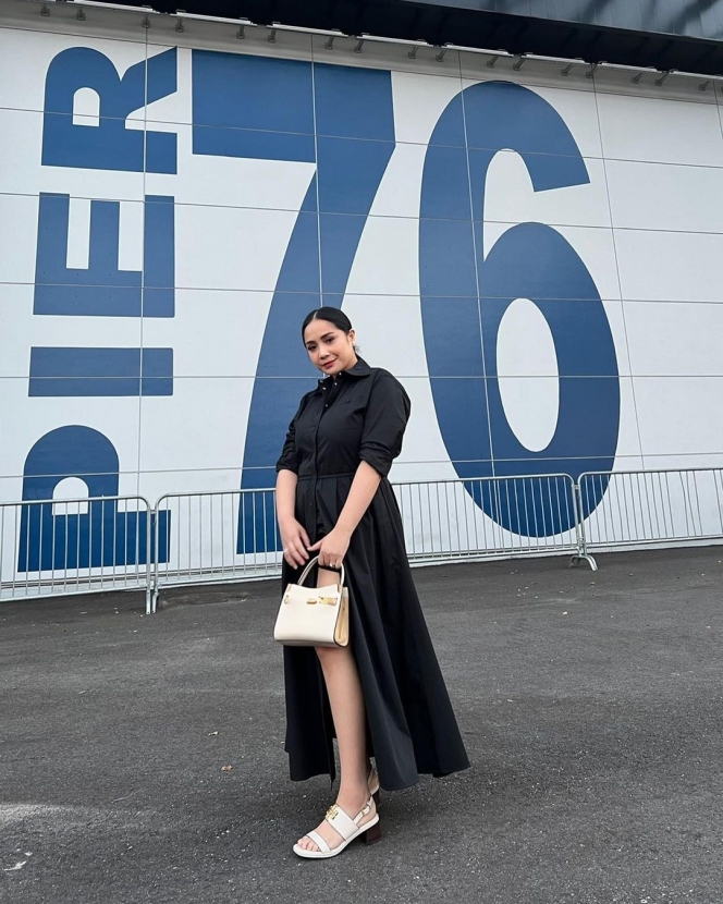 Nagita Slavina Pakai Gaun Serba Hitam di New York Fashion Week, Pancarkan Aura yang Beda dari Biasanya
