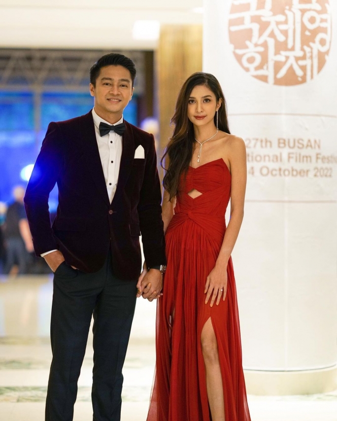 11 Potret Mikha Tambayong di Acara Busan International Film Festival 2022, Cantik dengan Gaun Merah