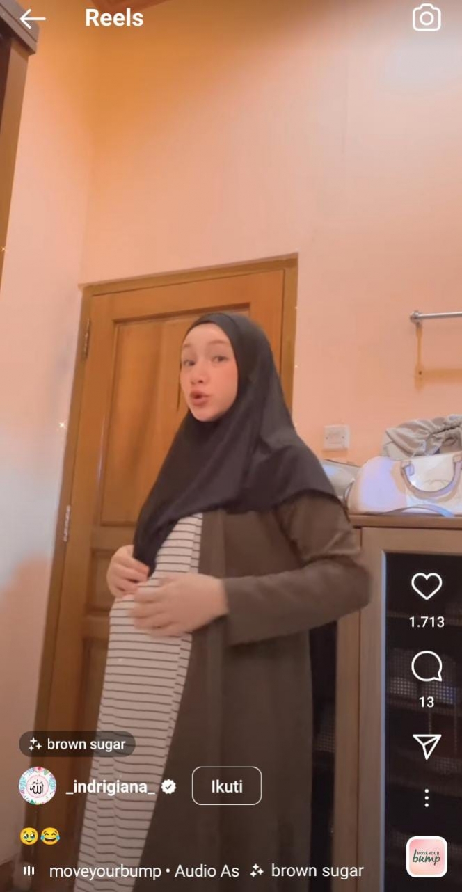 Hamil Anak Kembar, Ini Potret Cantik Indri Giana Istri Ustaz Riza Muhammad Saat Pamer Baby Bump