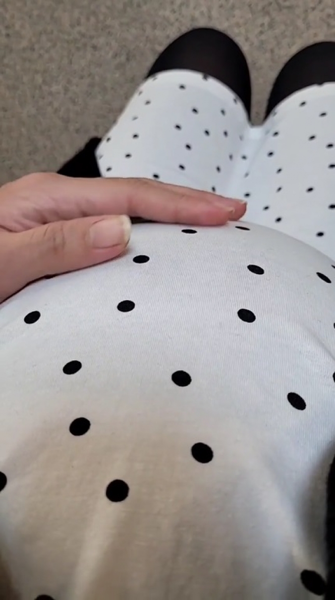 Dekati Waktu Lahiran, 8 Potret Terbaru Gracia Indri dengan Baby Bump yang Makin Membesar