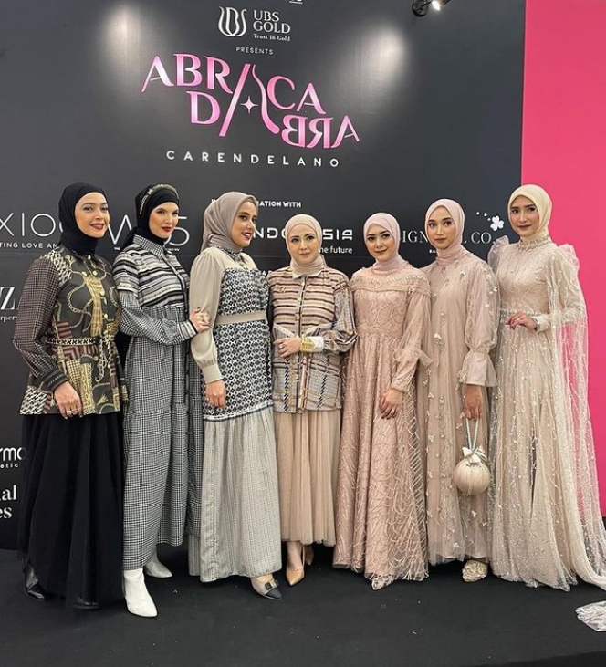 10 Pesona Nabila Syakieb Berhijab di Event Fashion Zaskia SUngkar, Tuai Pujian Disbeut Bak Barbie Arab