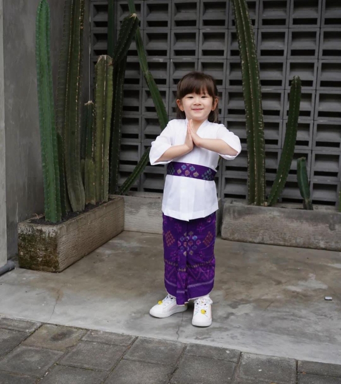 Blasteran Jerman dan Tionghoa, Ini Potret Cantik Vechia Anak Franda yang Namanya Sempat Heboh Usai Dijiplak Netizen