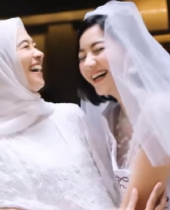 Muka Penuh Coretan, ini Momen Bridal Shower Glenca Chysara yang Dihadiri Teman-Teman Artis