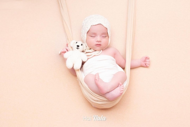 Charming Sejak Kecil, Ini 10 Potret Ganteng Baby Zayn Anak Aditya Zoni