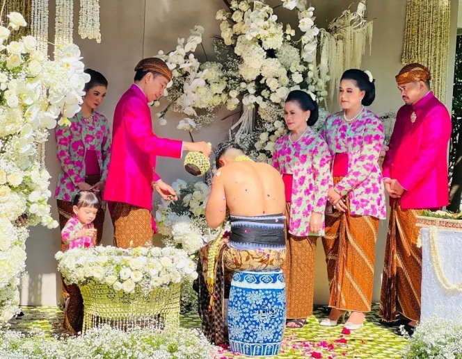 11 Potret Prosesi Siraman Kaesang Pangarep, Gaya Keluarga Presiden Pakai Outfit Warna Pink jadi Sorotan