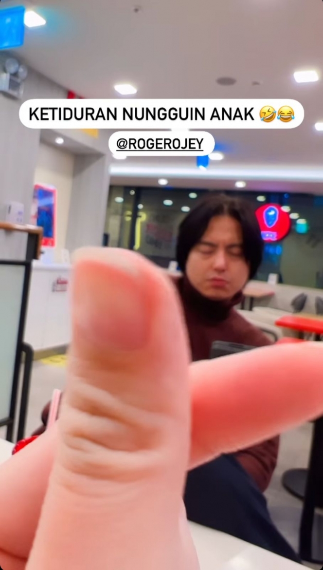 Potong Rambut di Korea, Ini Potret Penampilan Terbaru Roger Danuarta yang Disebut Mirip Lee Min Ho