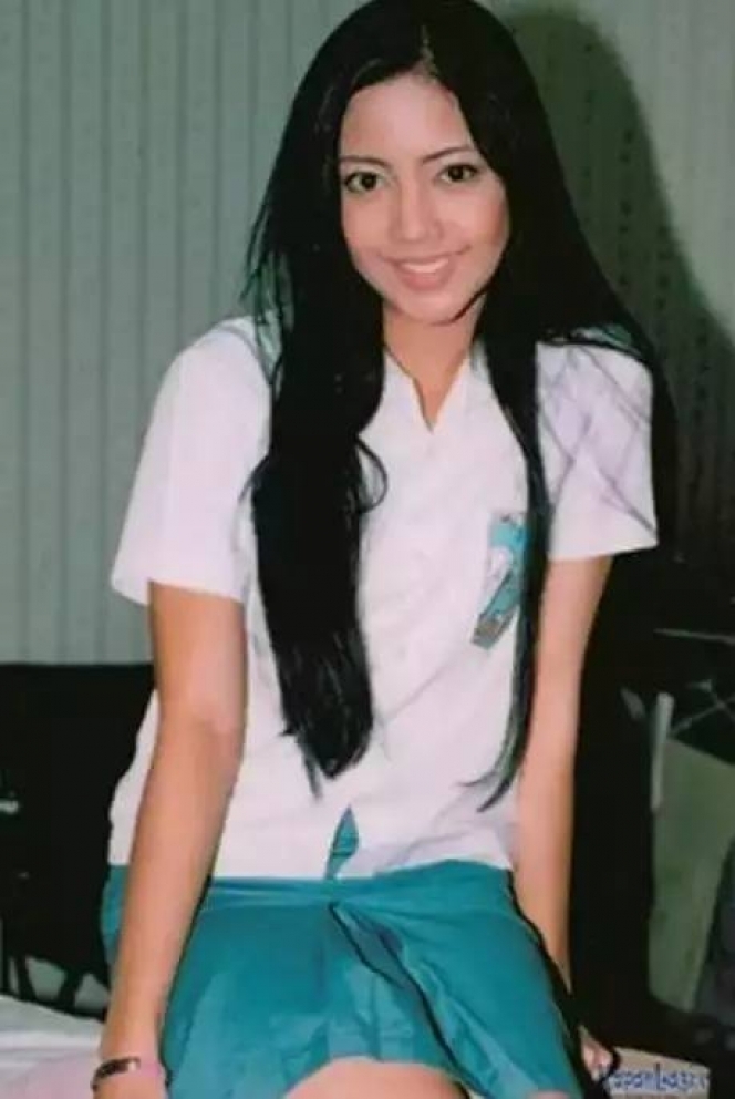 Potret Jadul Ririn Dwi Ariyanti saat Awal Karier, Wajah Cantiknya Udah Curi Perhatian Sejak Remaja!