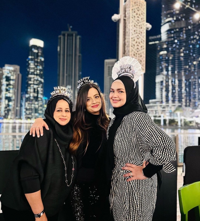 Deretan Potret Keluarga Siti Nurhaliza Rayakan Tahun Baru di Dubai, Tunjukkan Apartemen Mewah dan Super Elit