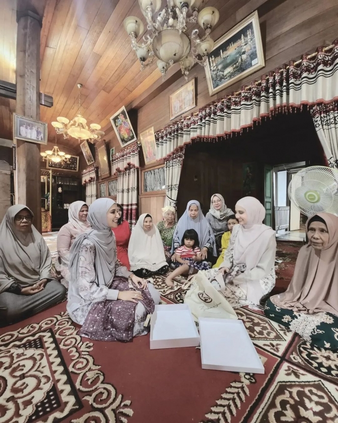Deretan Momen Zaskia dan Shireen Sungkar Pulang Kampung ke Solok, Nostalgia Masa Kecil