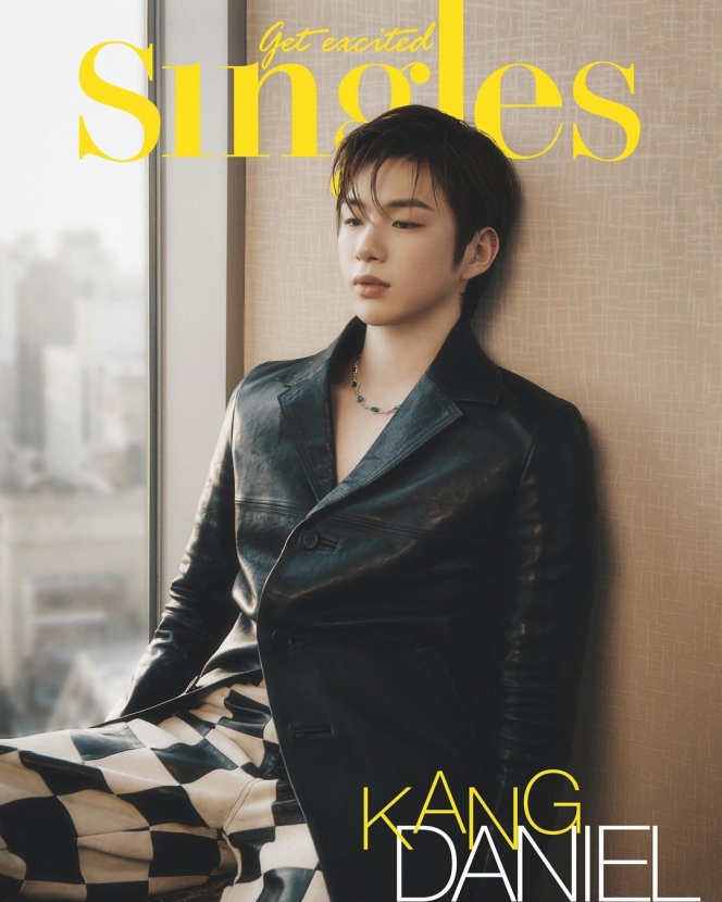 Kang Daniel Jalani Pemotretan untuk Majalah Singles, Tampil Memukau dengan Vibe Cool dan Dewasa