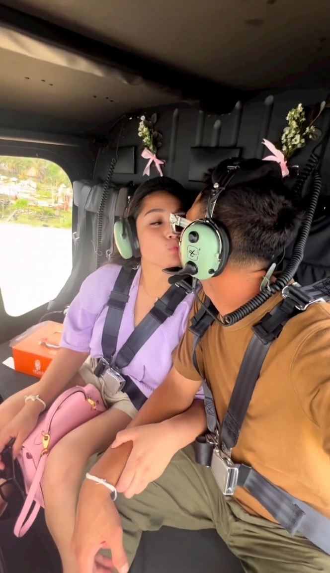 Bikin Para Netizen Baper, Ini 10 Potret Romantis Raffi Ahmad dan Nagita Slavina Naik Helikopter