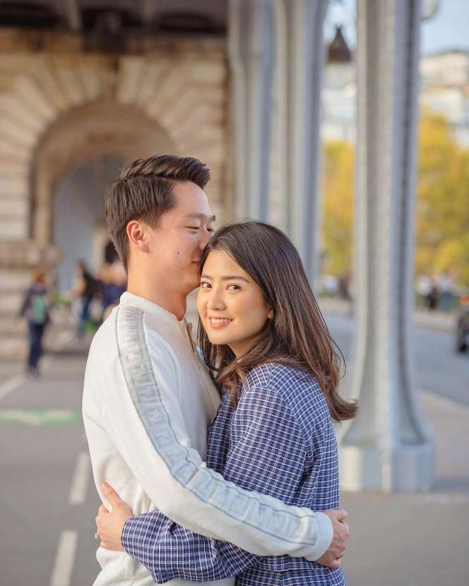 10 Potret Prewedding Kevin Sanjaya dan Valencia Tanoesoedibjo, Tetap ada Tema Bulu Tangkisnya Nih