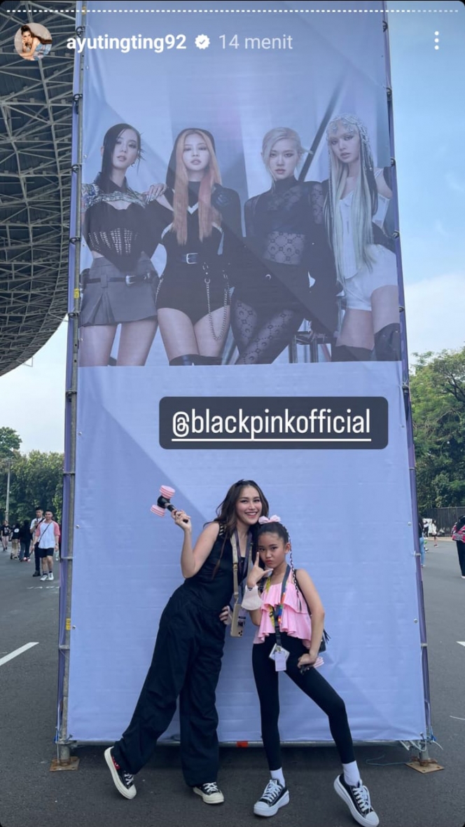 OOTD Ayu Ting Ting dan Bilqis di Konser BLACKPINK Day 2 yang Nggak Kalah dari Hari Pertama