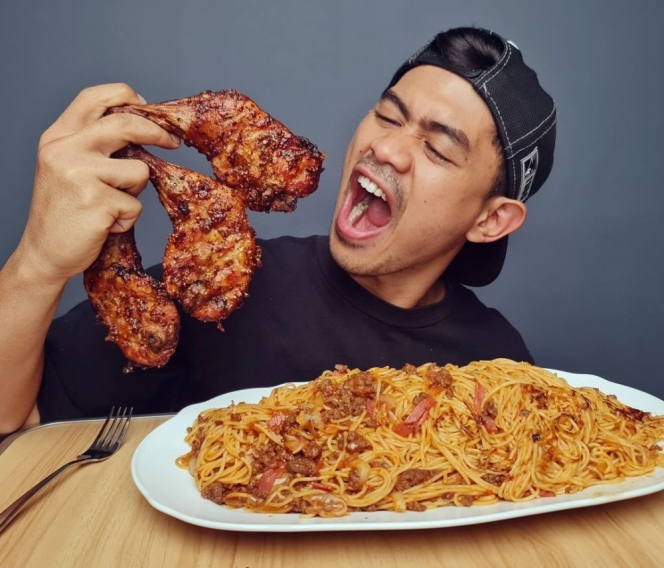 10 Food Vlogger Paling Populer di Indonesia, Ada Mgdalenaf yang Lagi Ramai Dikritik!