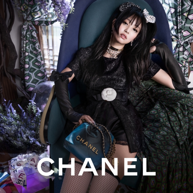 Gorgeous Abis! Jennie BLACKPINK Sukses Bikin Fans Terpukau di Pemotretan Kampanye Tas Chanel 22
