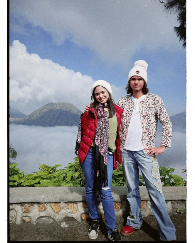 Potret Tissa Biani dan Dul Jaelani Pamer Kemesraan saat Road Trip Keliling Jawa, Bikin Iri Jomblo Banget Nih!