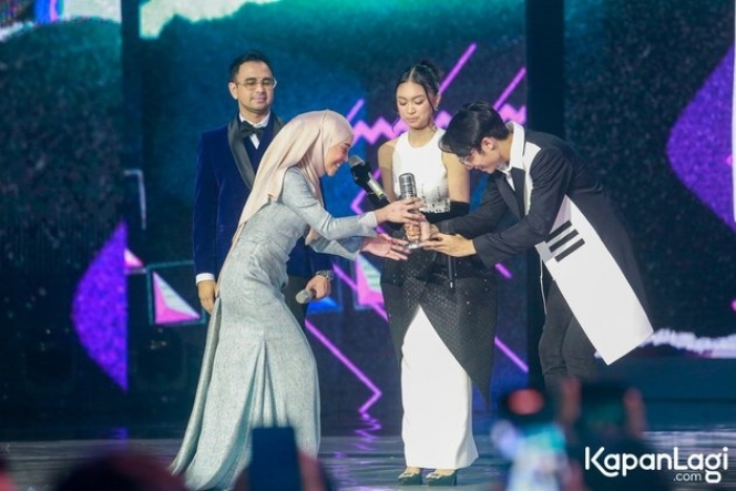 Hampir Setahun Vakum dari Dunia Entertain, Ini Potret Lesti Kejora Hadiri SCTV Awards dan Bawa Pulang 4 Piala