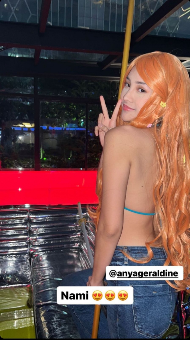 9 Potret Anya Geraldine Cosplay Jadi Nami di Pesta Ulang Tahun Geng Aries, Bikin Wibu Semakin Terpikat!