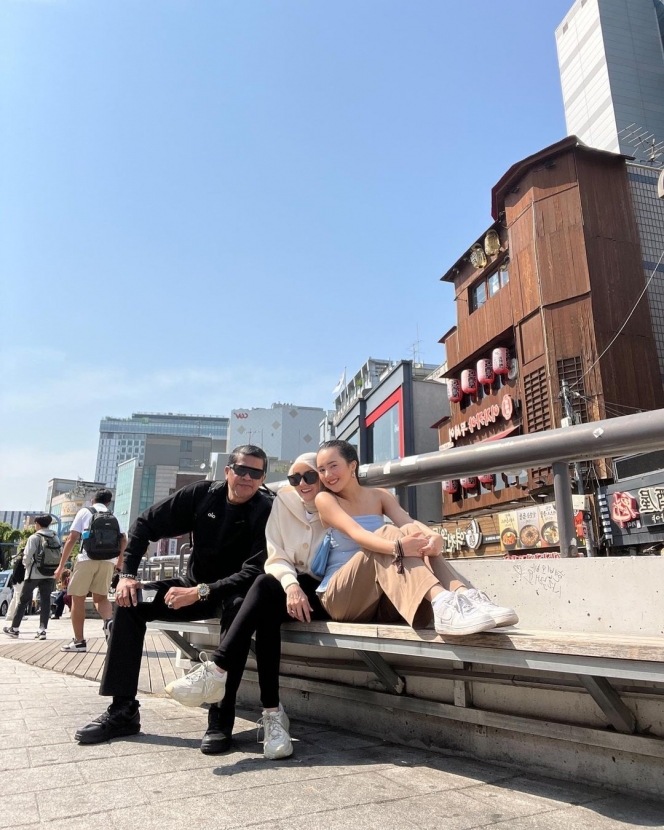 Deretan Potret Beby Tsabina Jalan-Jalan di Seoul, Pancarkan Aura Summer Girl Crush