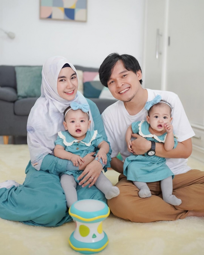 Potret Terbaru Si Kembar Alma dan Alsha Anak Anisa Rahma yang Kini Sudah Berusia 8 Bulan, Makin Gemas Overload!