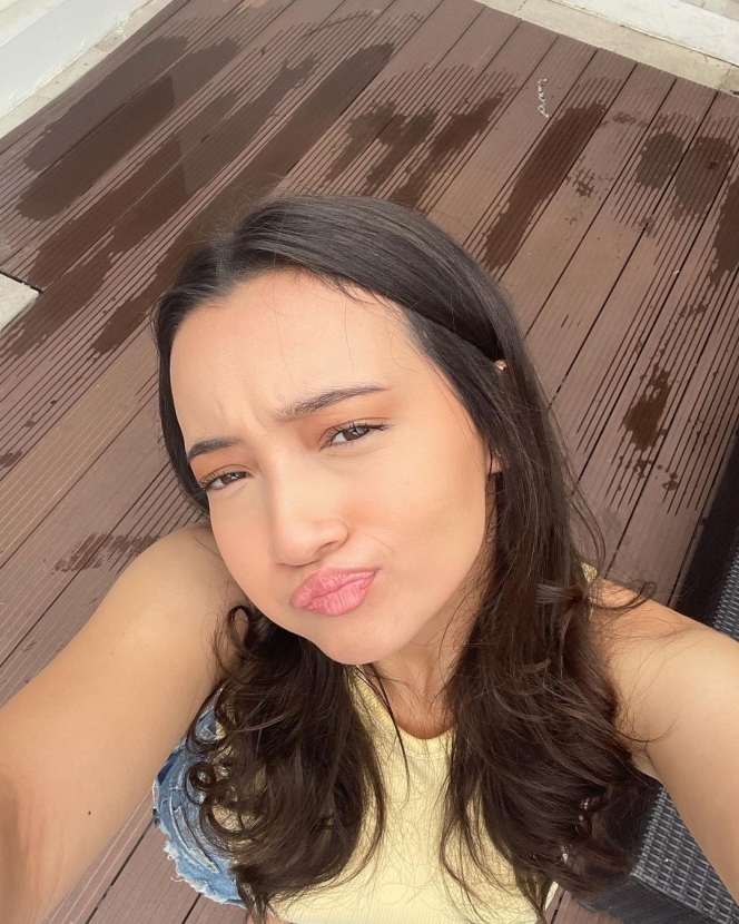 Deretan 14 Foto Selfie Megan Domani, Tetap Cantik Dari Berbagai Angle!