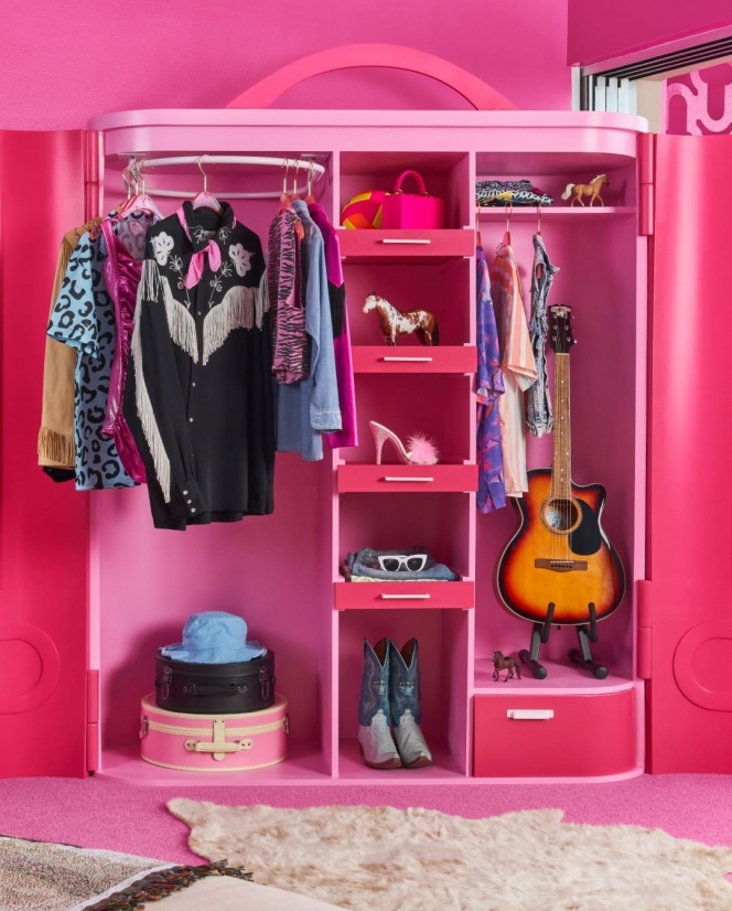 10 Potret Rumah Barbie yang Beneran Ada, Serba Pink dan Colorfull Banget