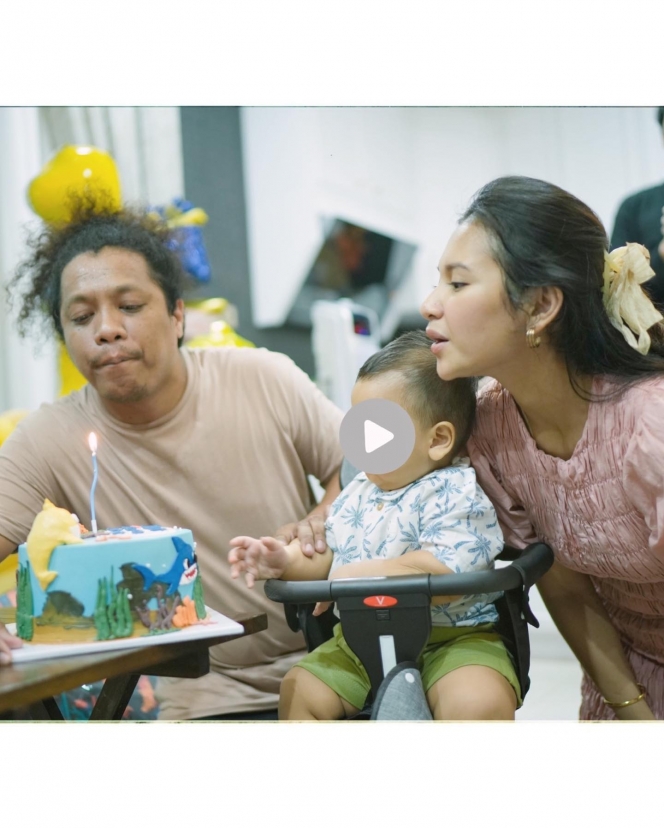 Deretan Potret Ulang Tahun Pertama Anak Indah Permatasari dan Arie Kriting, Tak Terlihat Sosok Nursyah