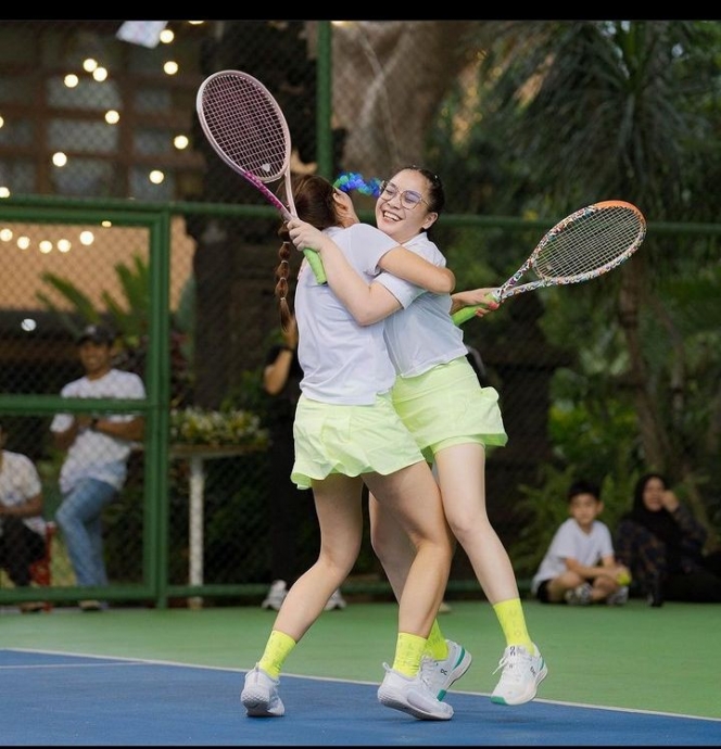 Potret Nagita Slavina dan Syahnaz Lomba Tenis, Seru dan Kompak Banget!