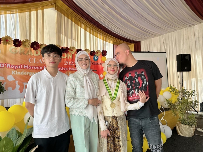 Sudah Remaja, Ini Potret Shafeea Ahmad Anak Mulan Jameela dan Ahmad Dhani yang Tingginya Sudah Hampir Sama dengan Sang Ibu