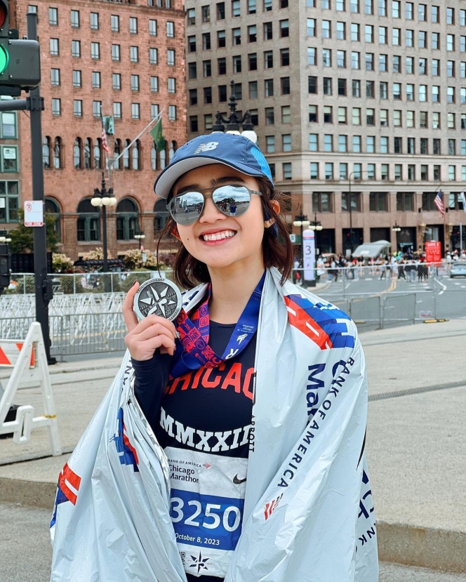 Potret Febby Rastanty Raih Medali di 2023 Chicago Marathon Results, Sempat Pesimis Karena Kurang Persiapan