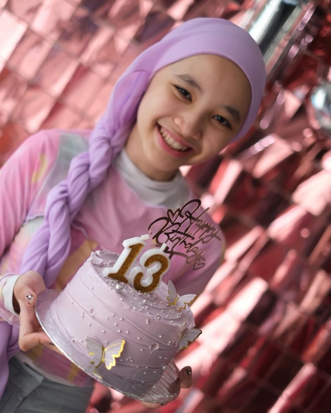10 Potret Kana Sybilla Anak Zaskia Adya Mecca yang Kini Berusia 13 Tahun, Rayakan Ultah dengan Sederhana! 