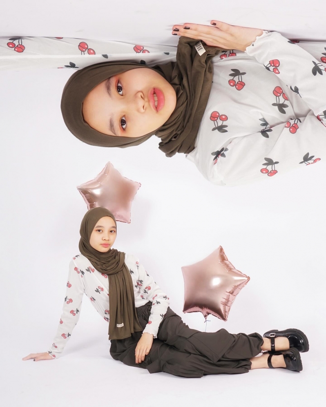 7 Potret Terbaru Kana Syibilla Putri Zaskia Adya Mecca yang Sudah Beranjak Remaja, Parasnya Cantiknya Makin Curi Perhatian