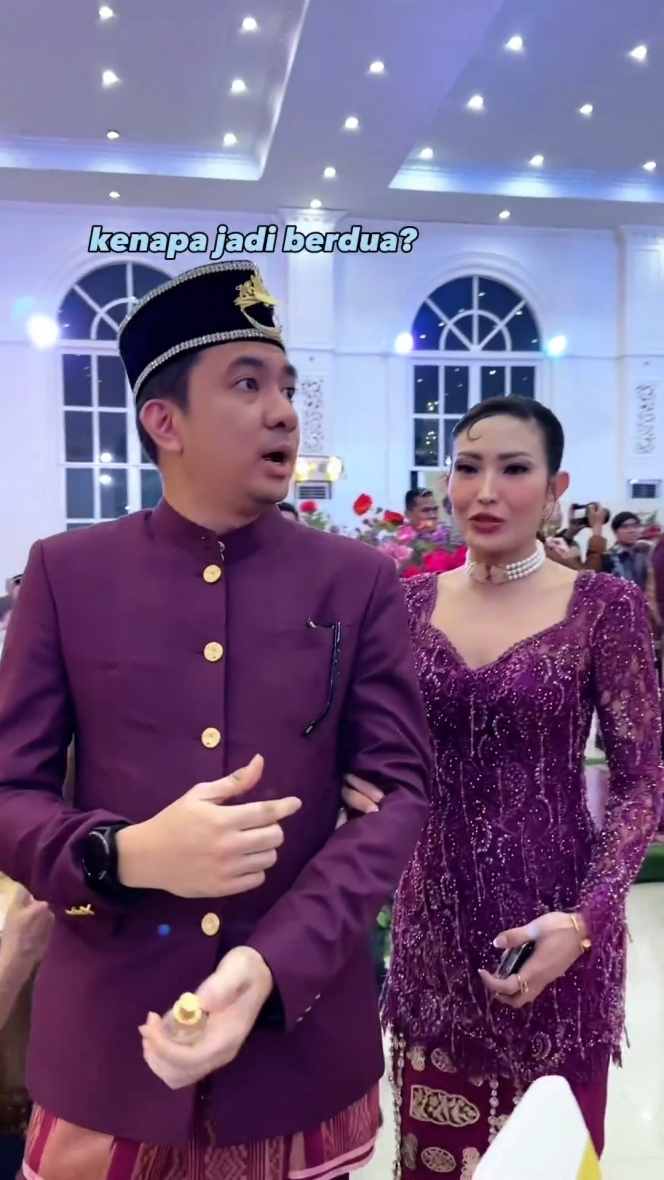 10 Potret Ayu Dewi dan Suami Nyanyi di Nikahan Sepupu, Pamer Kemesraan yang Gemes dan Kocak Abis!