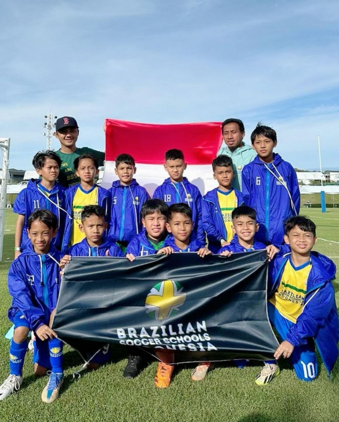 Potret Anak Titi Kamal Ikut Tournament Bola International Youth Cup 2023 di Thailand