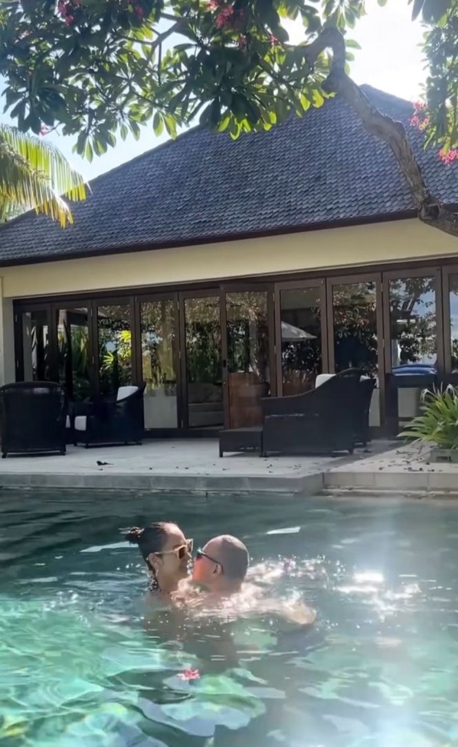 Masih di Bali, Ini Potret Honeymoon Bunga Citra Lestari dan Tiko Aryawardhana yang Romantis Abis