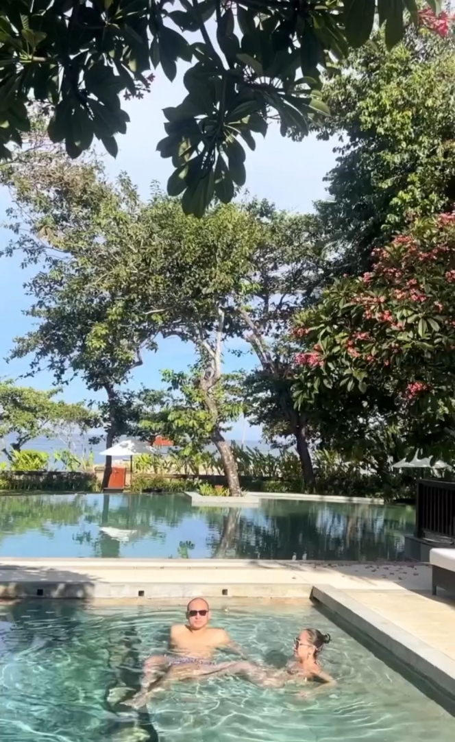 Masih di Bali, Ini Potret Honeymoon Bunga Citra Lestari dan Tiko Aryawardhana yang Romantis Abis