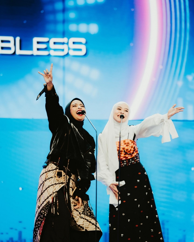 Potret Lesti Menang Indonesia Music Award tapi Dihujat Fans, Bajunya Dibilang Tidak Pantas!