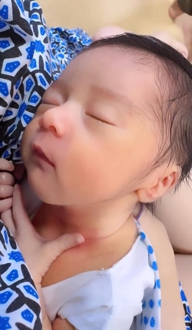 Deretan Potret Baby Abellano, Anak Kedua Marshel Widianto yang Ganteng dan Hidungnya Mancung Banget!