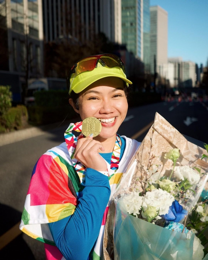 Bareng Raffi Ahmad dan Yuki Kato, Ini Potret Yura Yunita Sampai Finish di Tokyo Marathon 2024