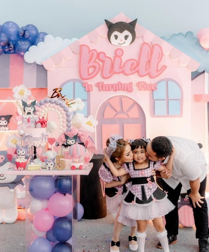 Dekornya Gemas Bertema Kuromi, Ini Potret Perayaan Ulang Tahun Brielle Anak Momo Geisha
