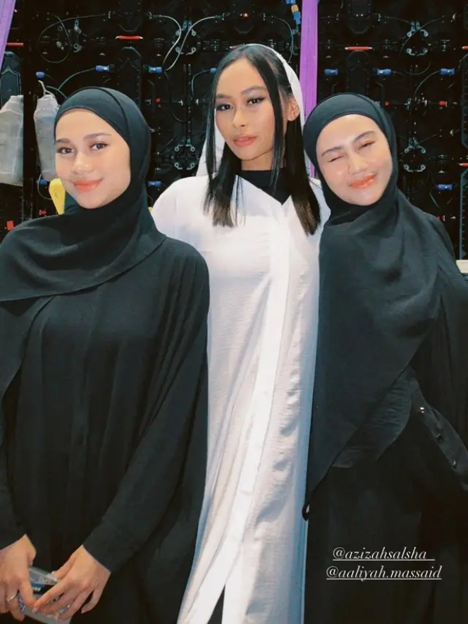 Bikin Pangling Saking Cantiknya, Ini Foto Azizah Salsha Tampil Dalam Balutan Hijab