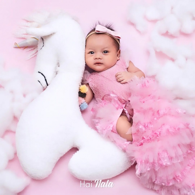 Cantik dan Imut, Ini Foto Terbaru Aleesya Anak Kiki Amalia yang Kini Sudah Genap Berusia Satu Bulan