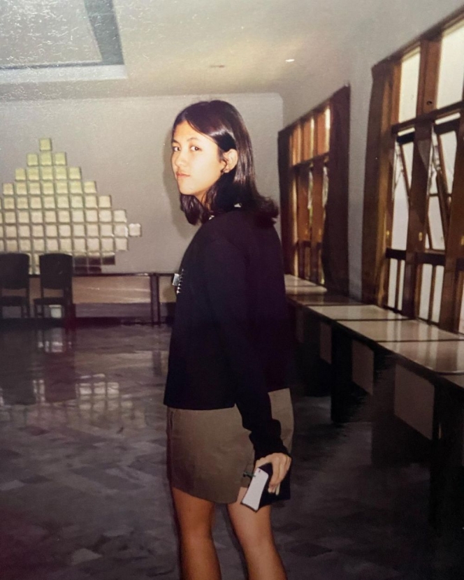 7 Foto Lawas Sharena Delon, Mantan Ratu FTV yang Kini Fokus Urus Keluarga
