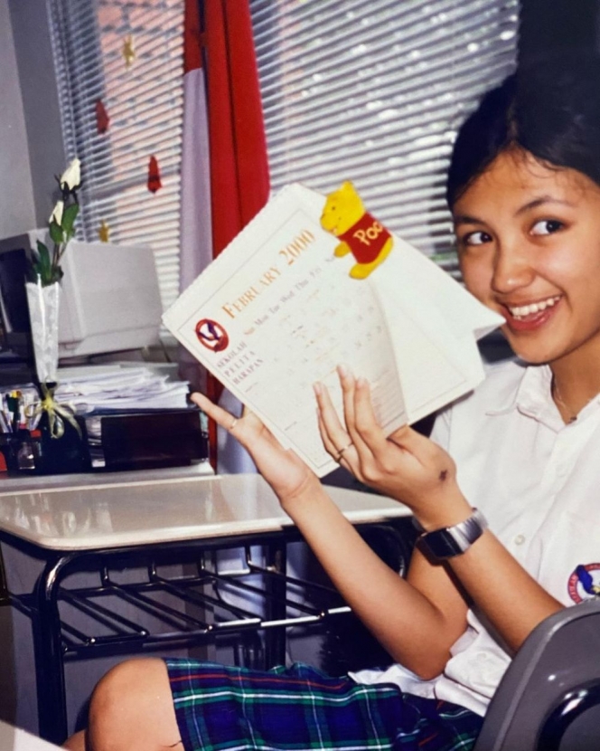7 Foto Lawas Sharena Delon, Mantan Ratu FTV yang Kini Fokus Urus Keluarga