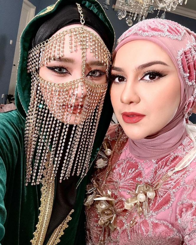 Curi Perhatian, Ini Foto Inara Rusli saat Menghadiri Pesta Ulang Tahun Irish Bella