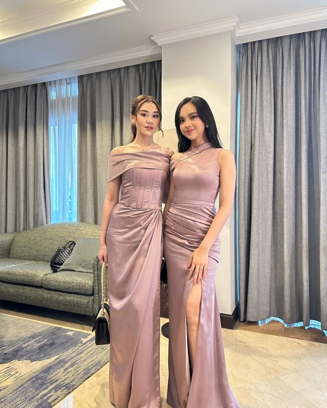 9 Potret Aaliyah Massaid Tampil Cantik Jadi Bridesmaid di Pernikahan Mahalini dan Rizky Febian