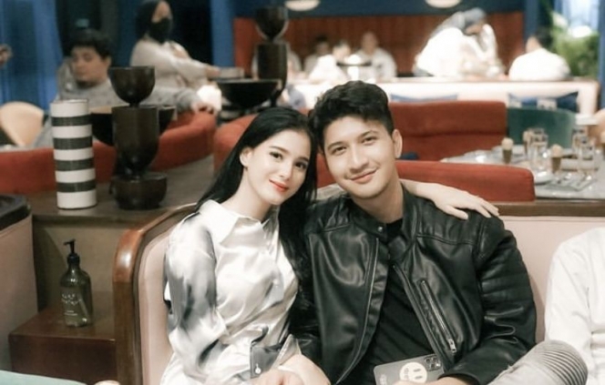 Resmi Gugat Cerai, Ini 10 Foto Kenangan Yasmine Ow dan Aditya Zoni