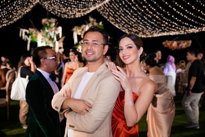 Deretan Artis yang Hadiri Resepsi Ke-2 Mahalini dan Rizky Febian di Bali, Ada Rossa Hingga Nia Ramadhani yang Jadi Bridesmaid